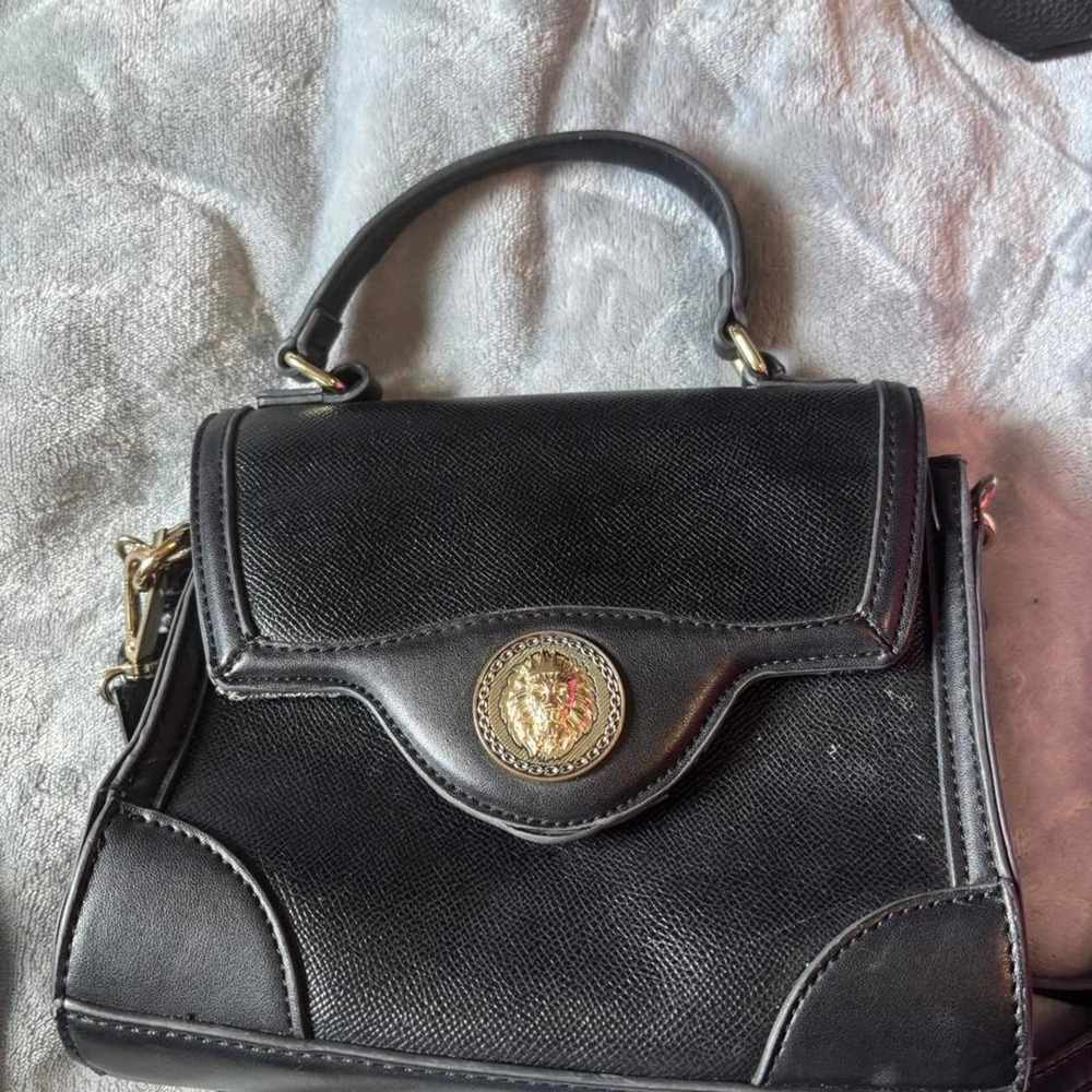 Aldo Black Faux Leather Handbag Gold Lion Head Crossbody Chain Strap Bag